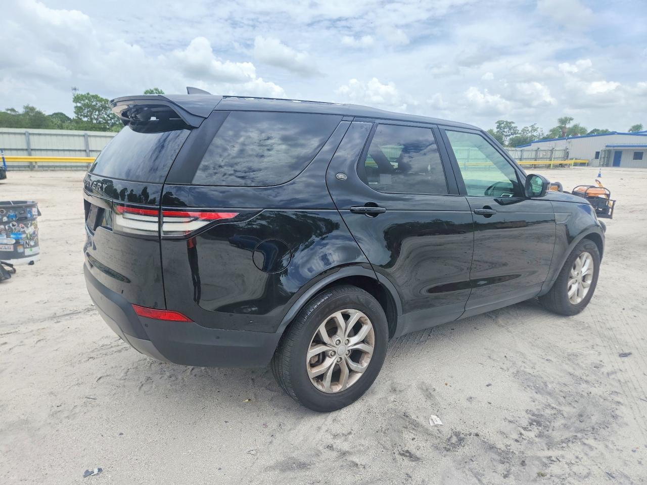 2020 Land Rover Discovery Se - zdjęcie 3