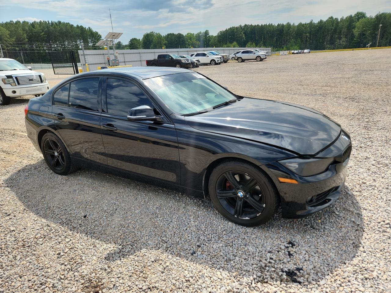 2013 BMW 320 I xDrive - zdjęcie 4