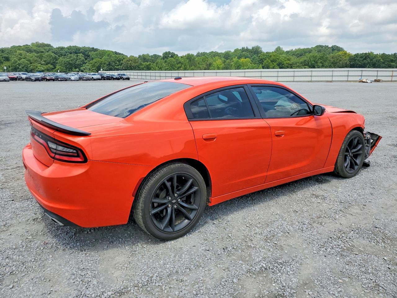 2018 Dodge Charger Sxt - zdjęcie 3