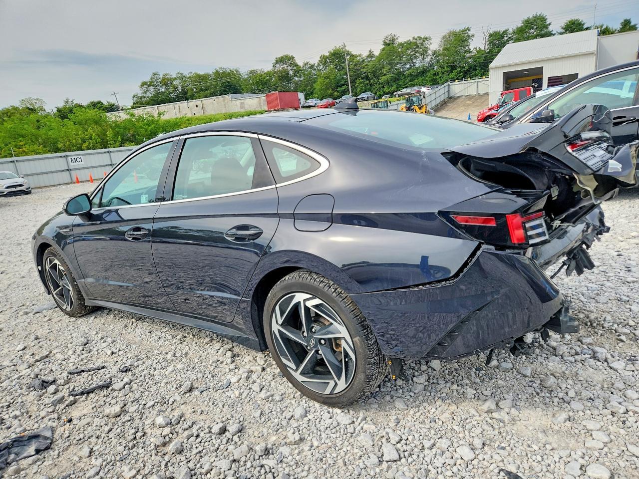 2025 Hyundai Sonata Sel - zdjęcie 2