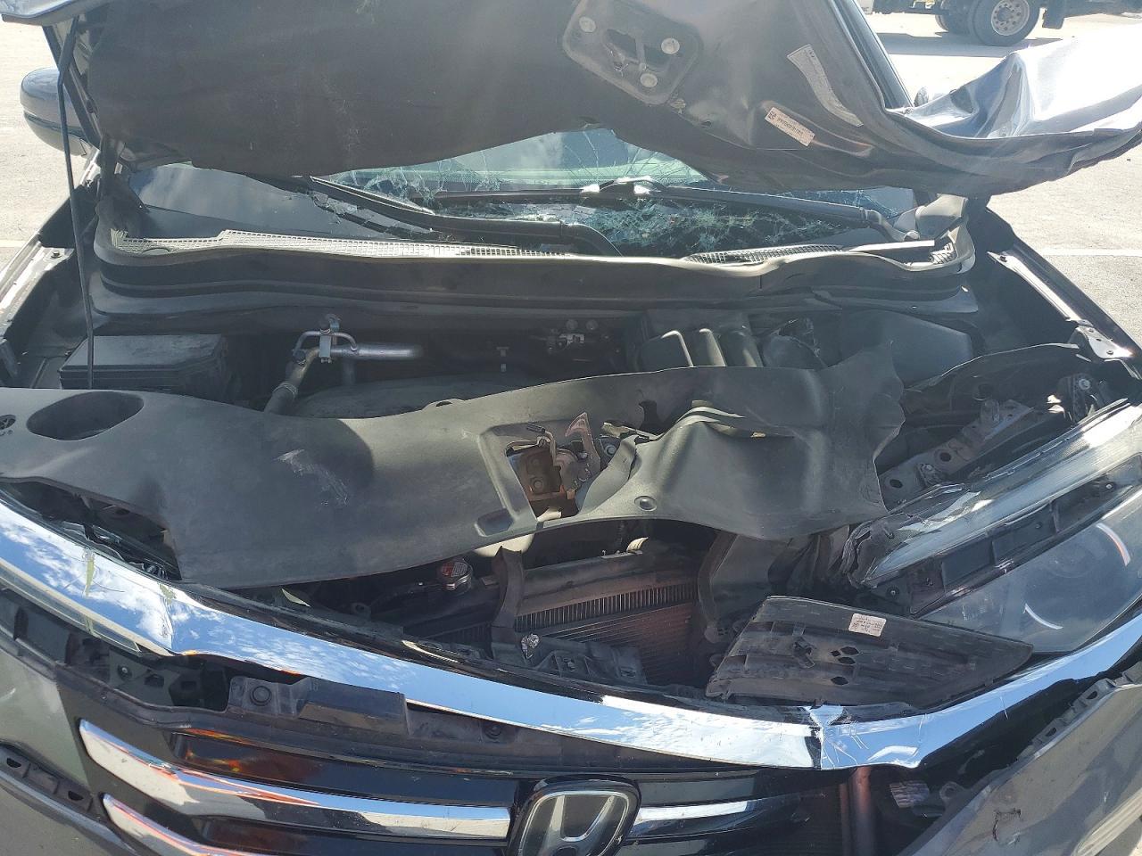 2016 Honda Pilot Elite - zdjęcie 12