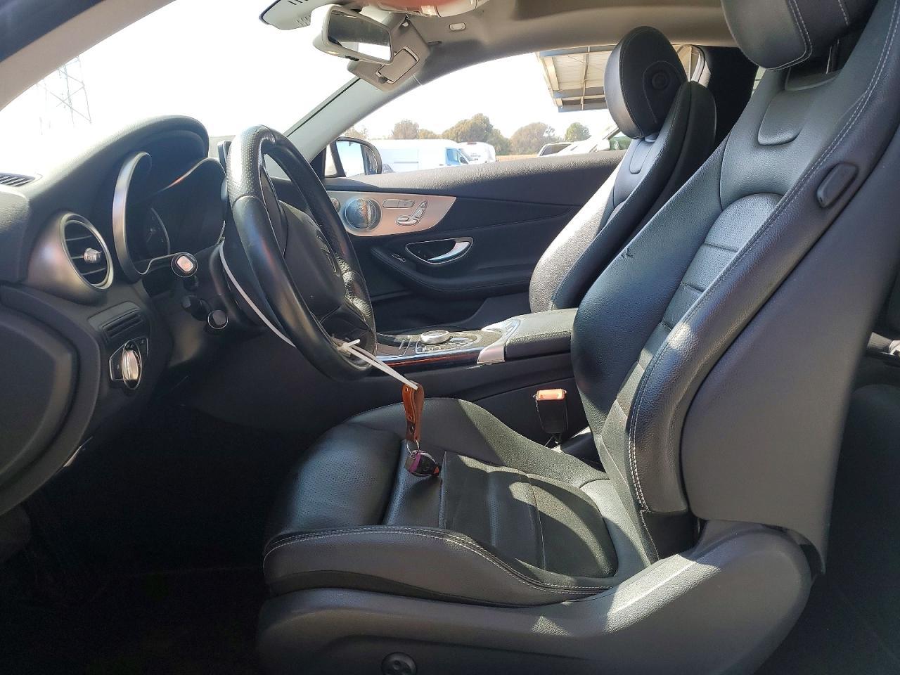 2017 Mercedes-Benz C 300 - zdjęcie 7