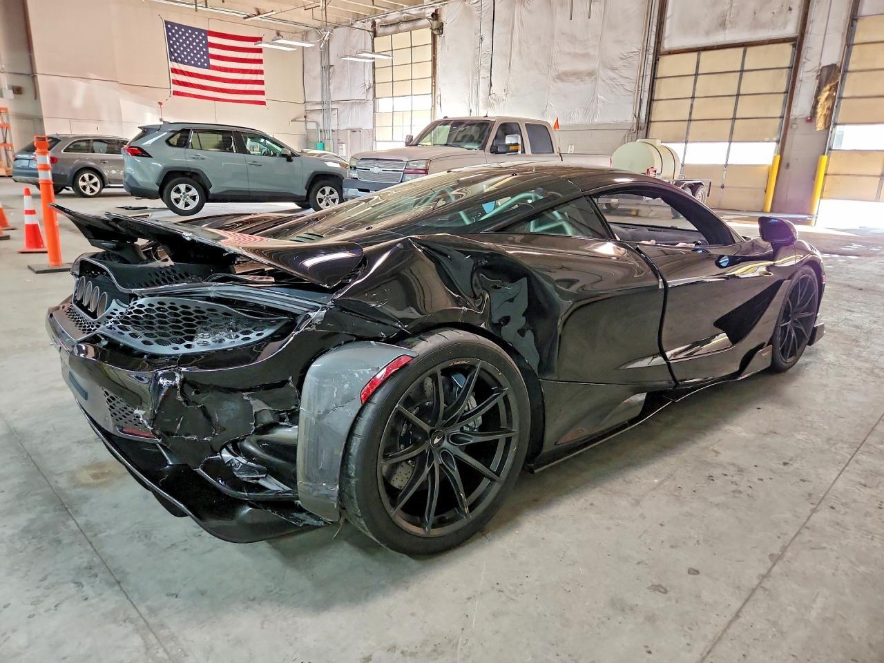 2021 Mclaren Automotive 765Lt - zdjęcie 3