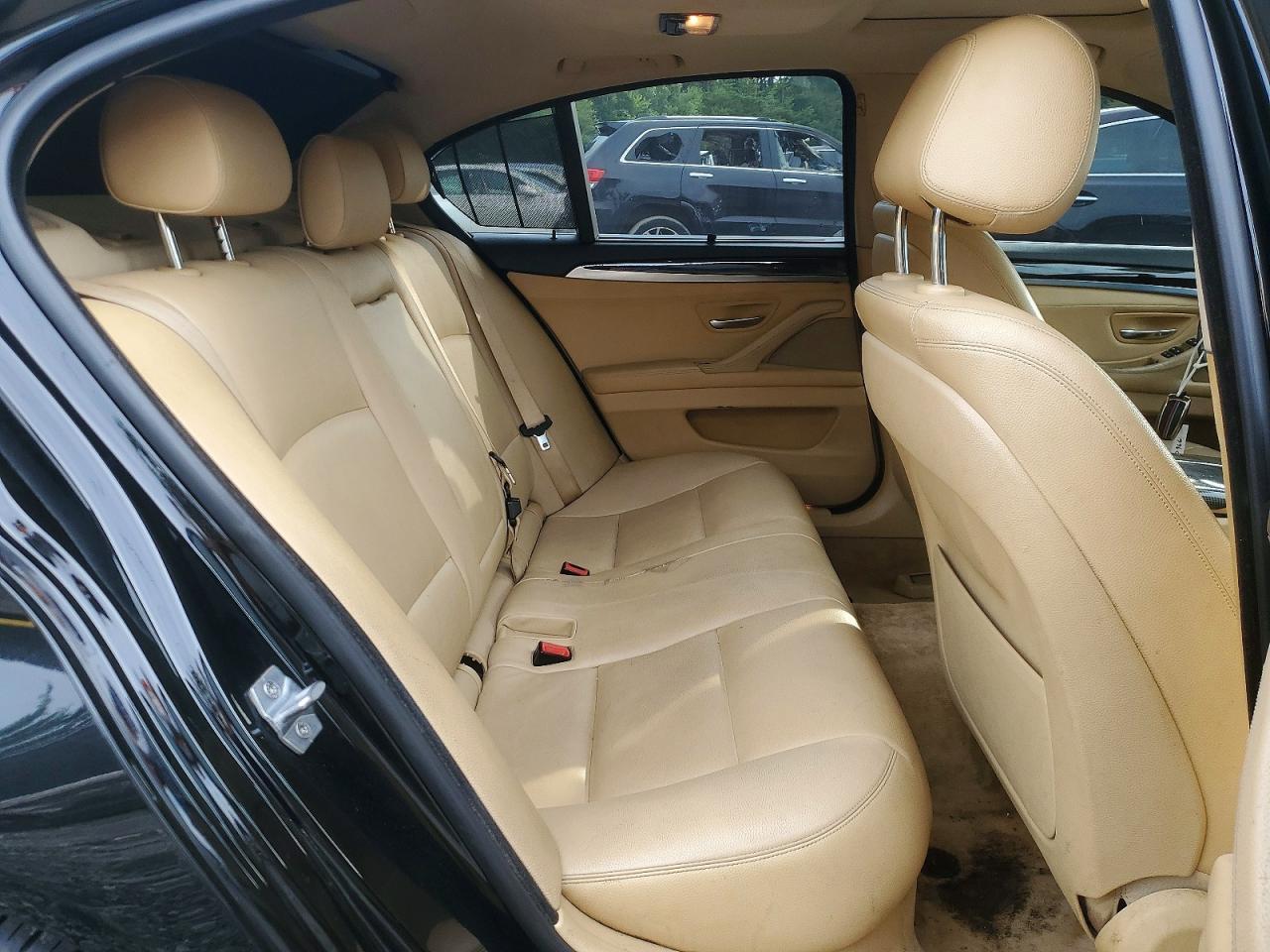 2014 BMW Seria 5 535i - zdjęcie 10