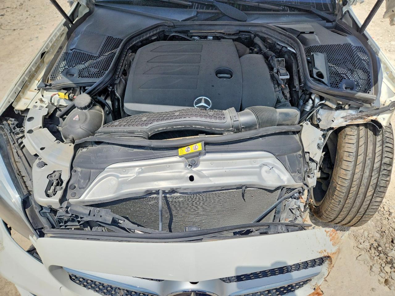 2020 Mercedes-Benz C 300 - zdjęcie 11