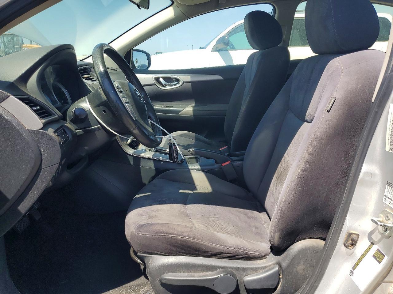 2013 Nissan Sentra S - zdjęcie 7