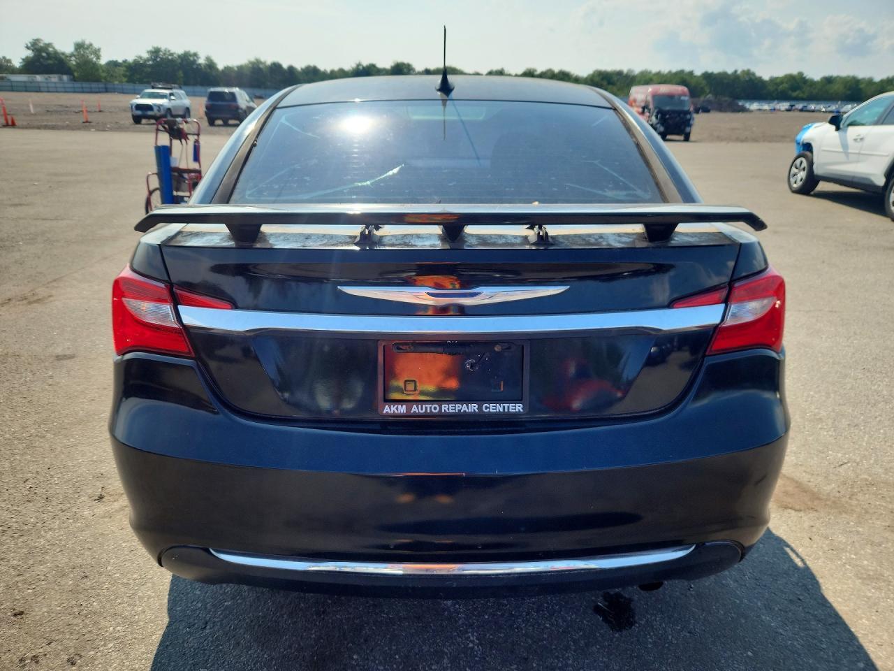 2013 Chrysler 200 Touring - zdjęcie 6