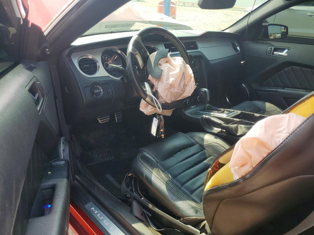 2014 Ford Mustang - zdjęcie 8