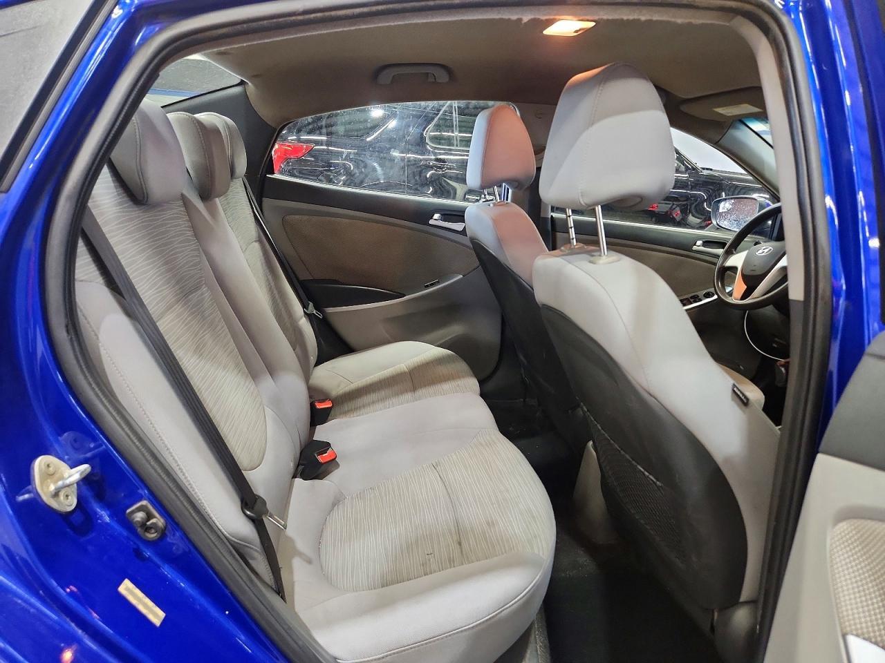2014 Hyundai Accent Gls - zdjęcie 10