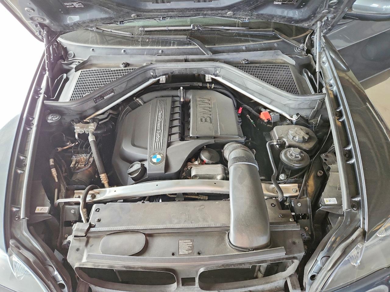 2013 BMW X5 xDrive35I - zdjęcie 11