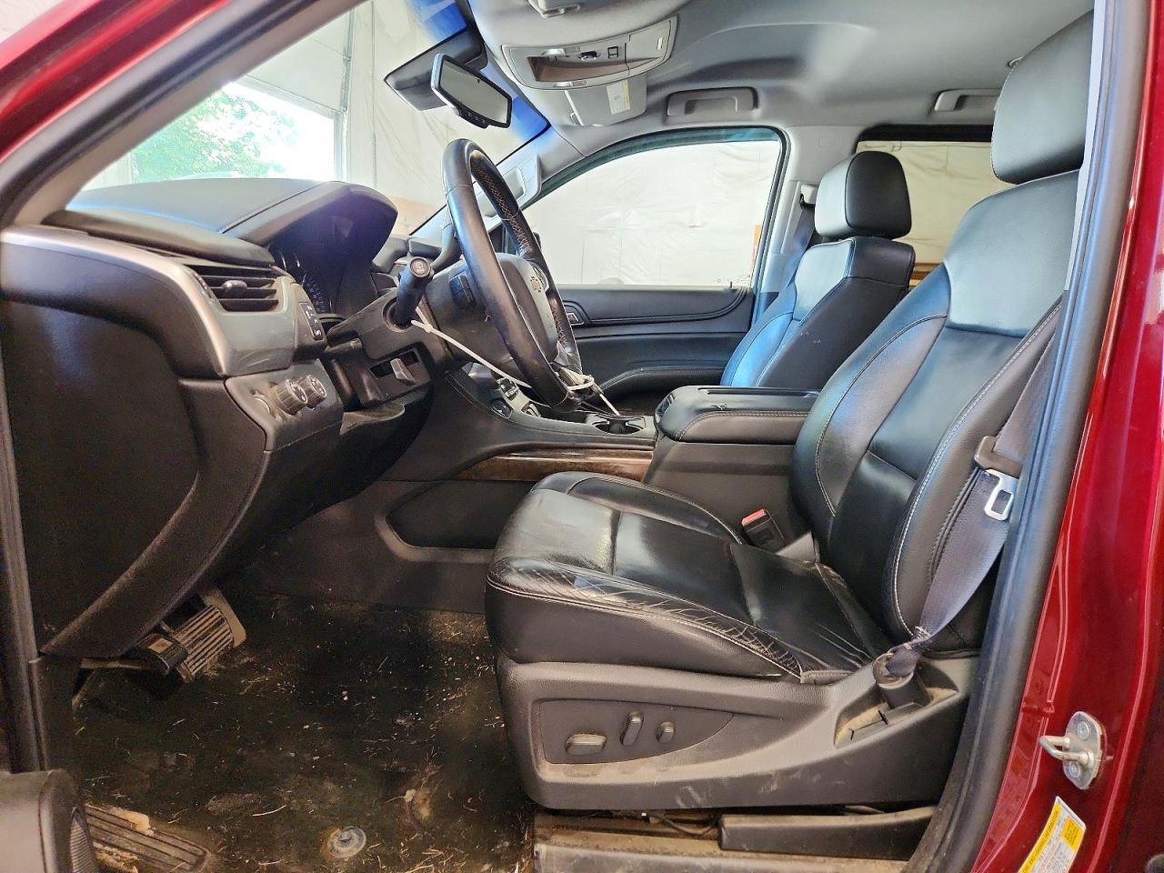 2016 Chevrolet Suburban K1500 Lt - zdjęcie 7