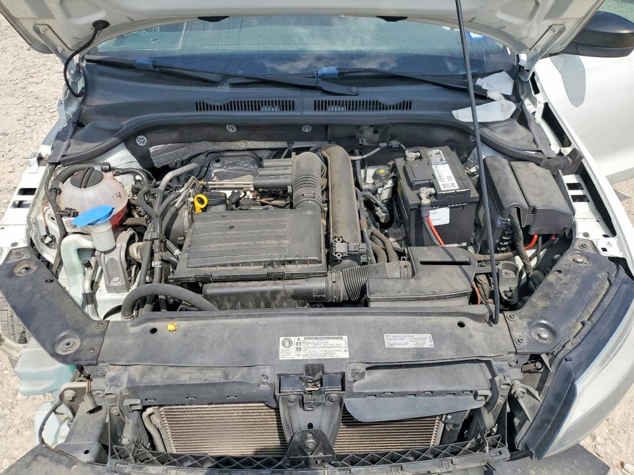 2016 Volkswagen Jetta S - zdjęcie 11