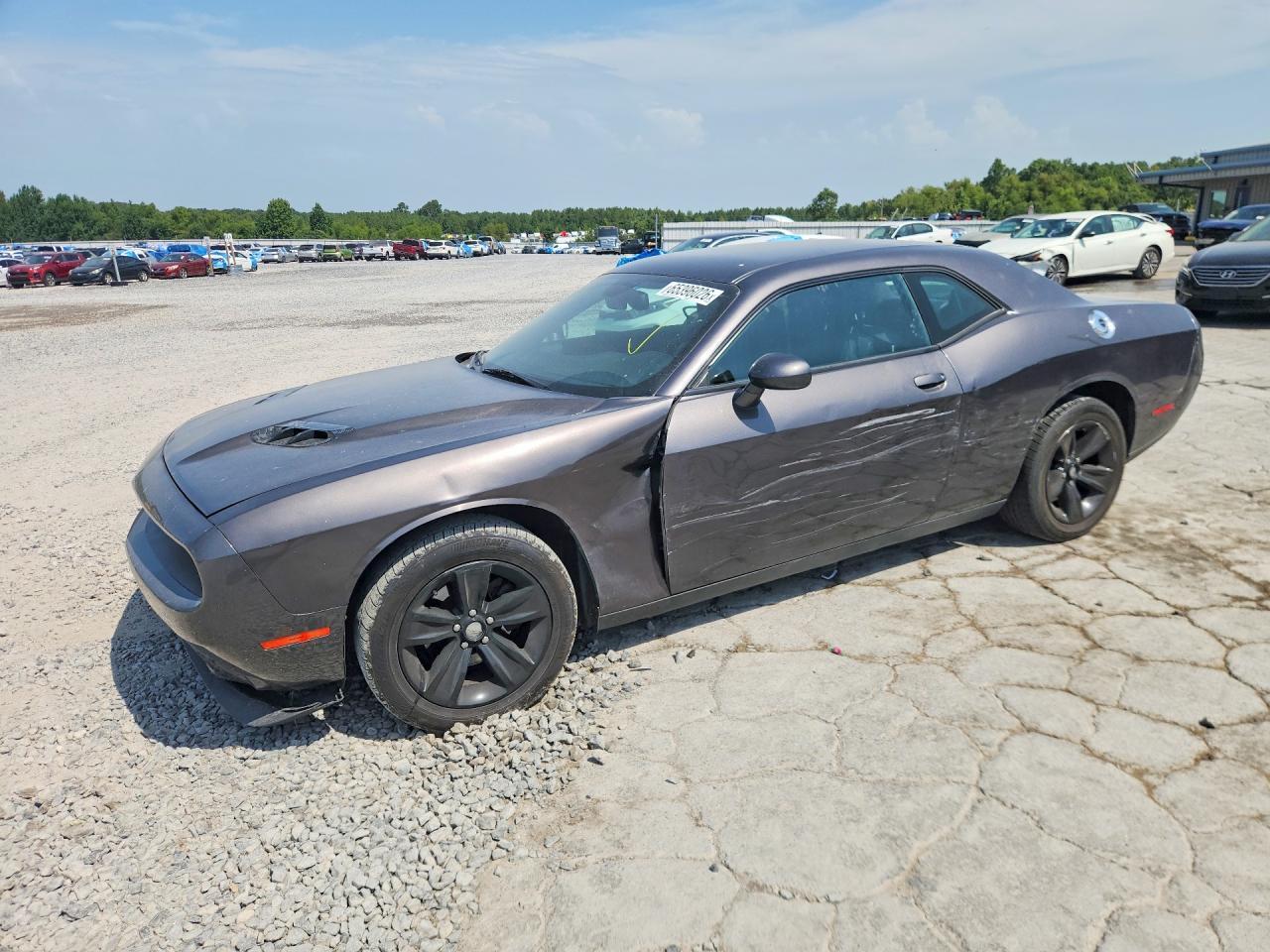 2015 Dodge Challenger Sxt - zdjęcie główne