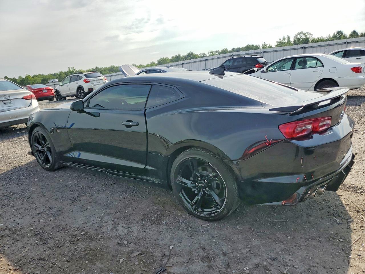 2024 Chevrolet Camaro Lt - zdjęcie 2