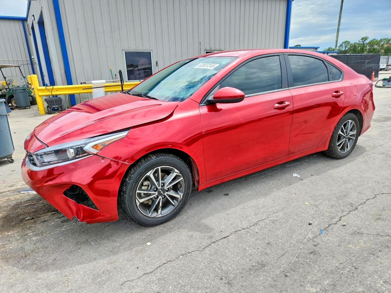 2023 Kia Forte Lxs - zdjęcie główne