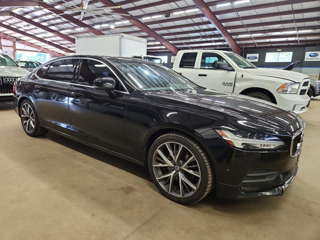 2018 Volvo S90 T5 Momentum - zdjęcie 4