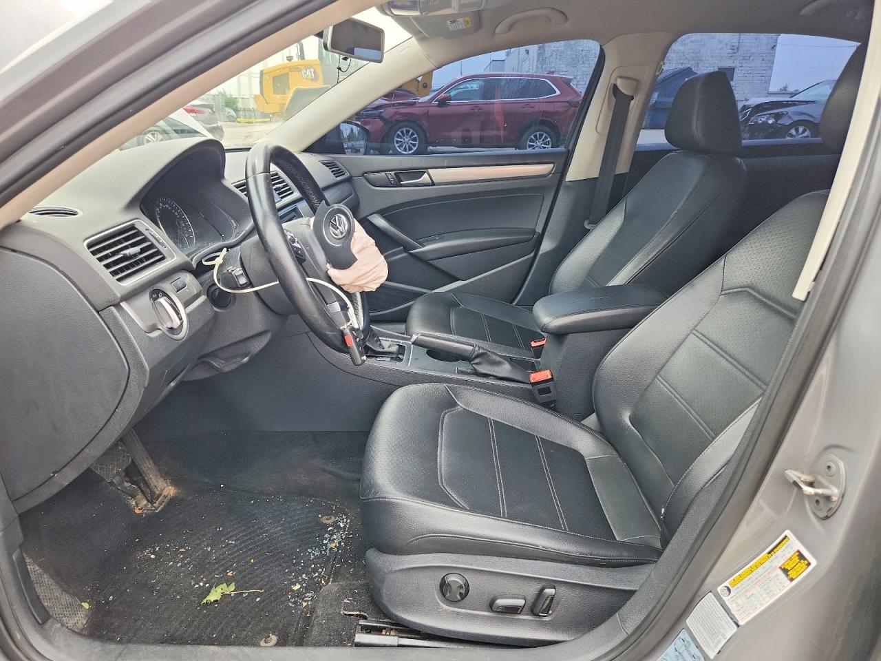 2015 Volkswagen Passat S - zdjęcie 7