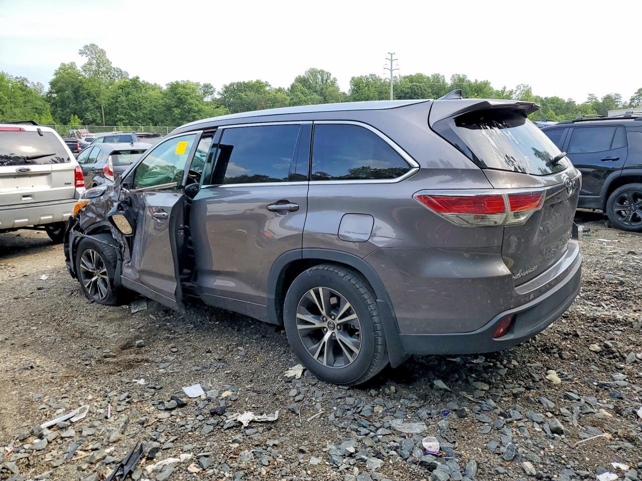 2016 Toyota Highlander Xle - zdjęcie 2
