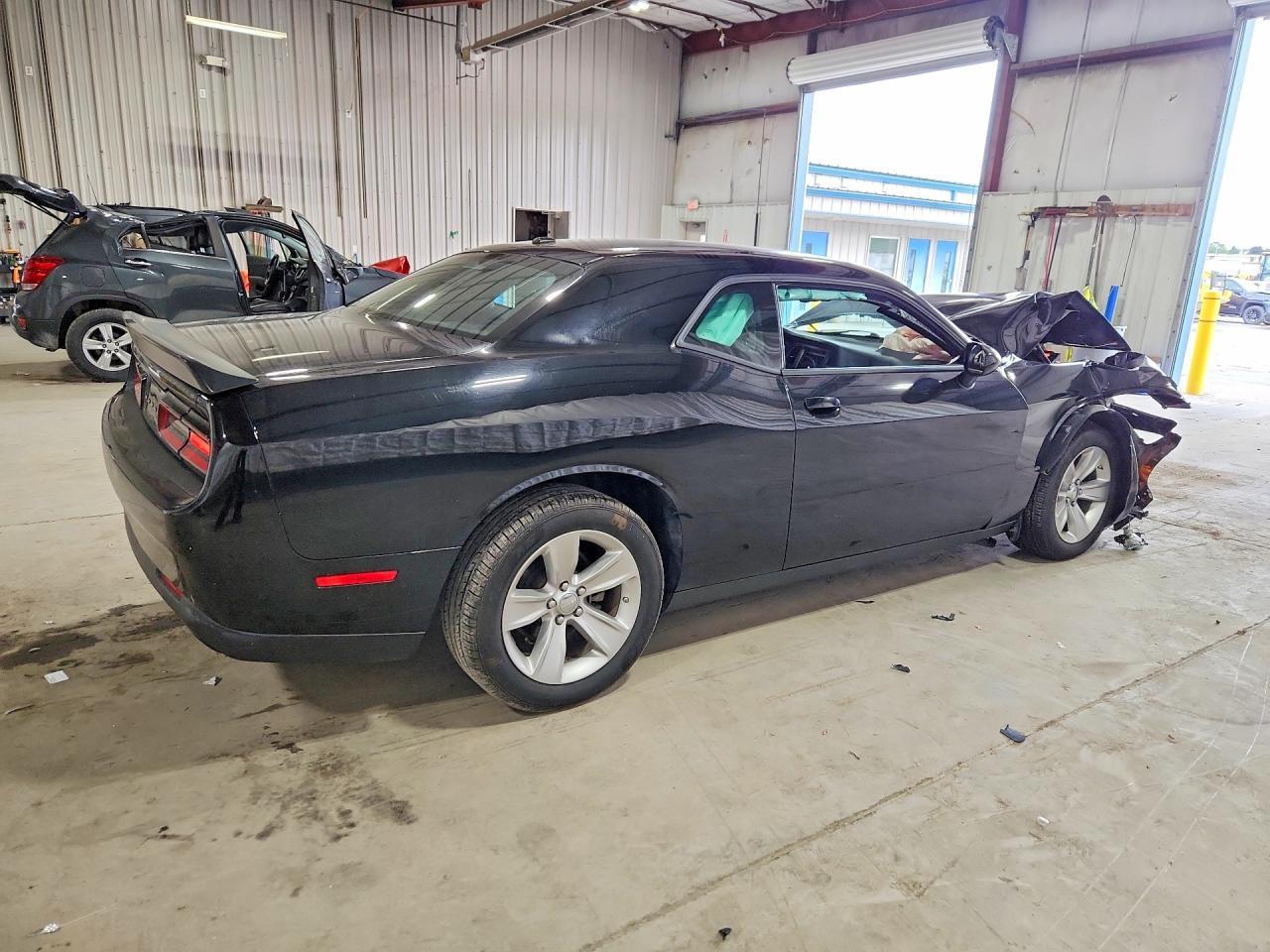 2023 Dodge Challenger Sxt - zdjęcie 3