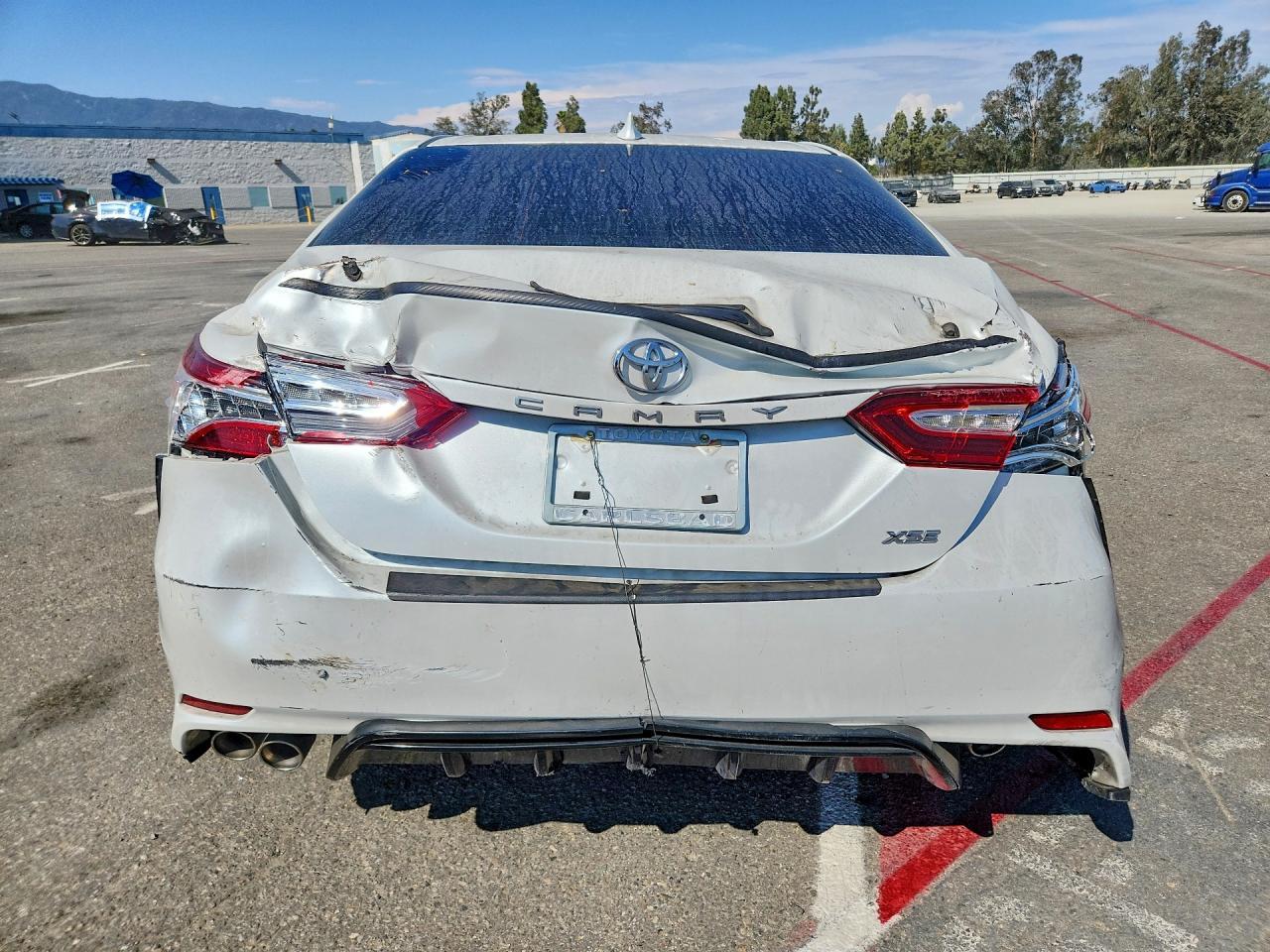 2020 Toyota Camry Xse - zdjęcie 6