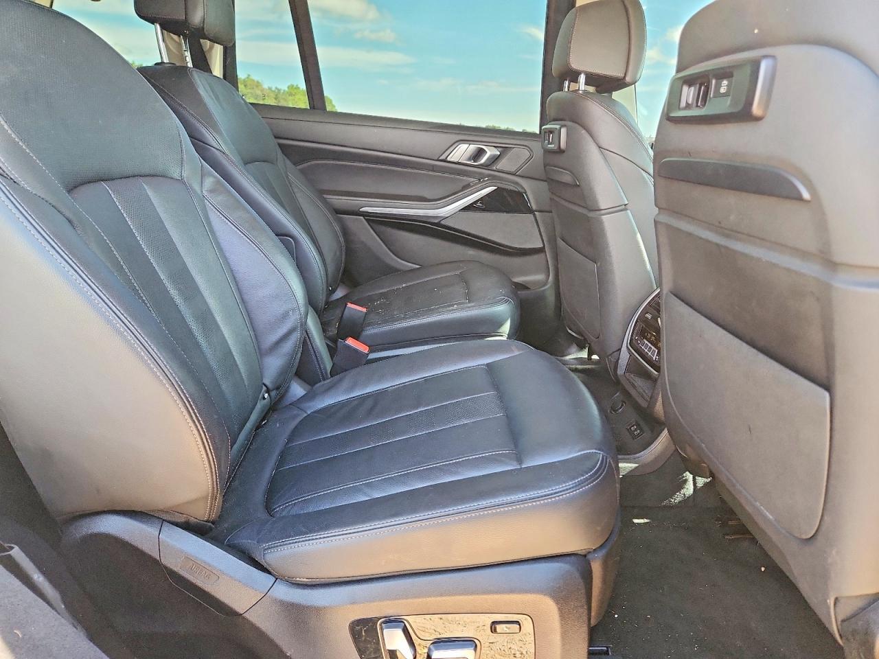 2019 BMW X7 xDrive40I - zdjęcie 11