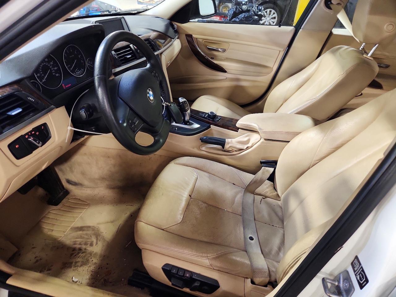 2013 BMW 320 I xDrive - zdjęcie 7