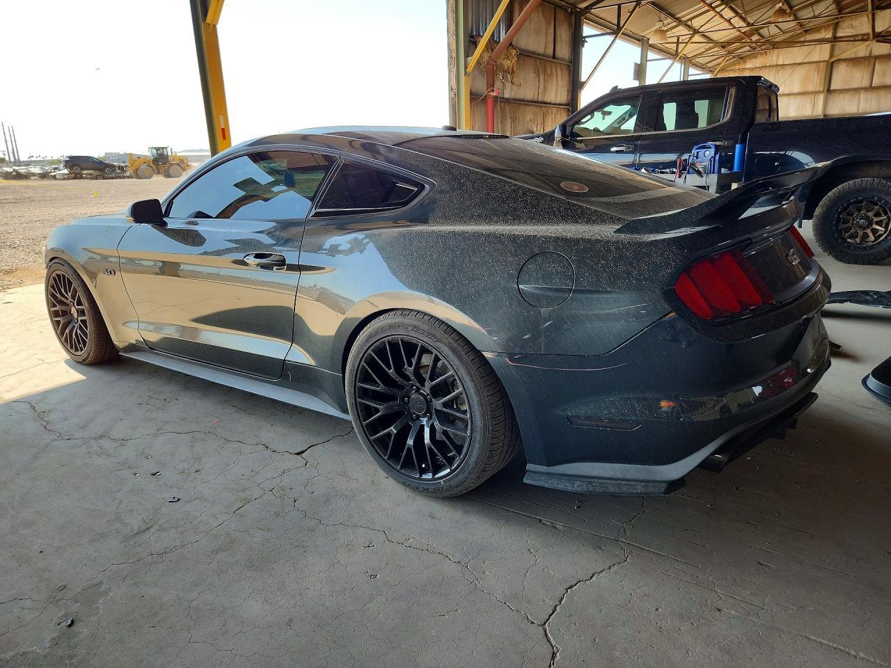 2015 Ford Mustang Gt - zdjęcie 2