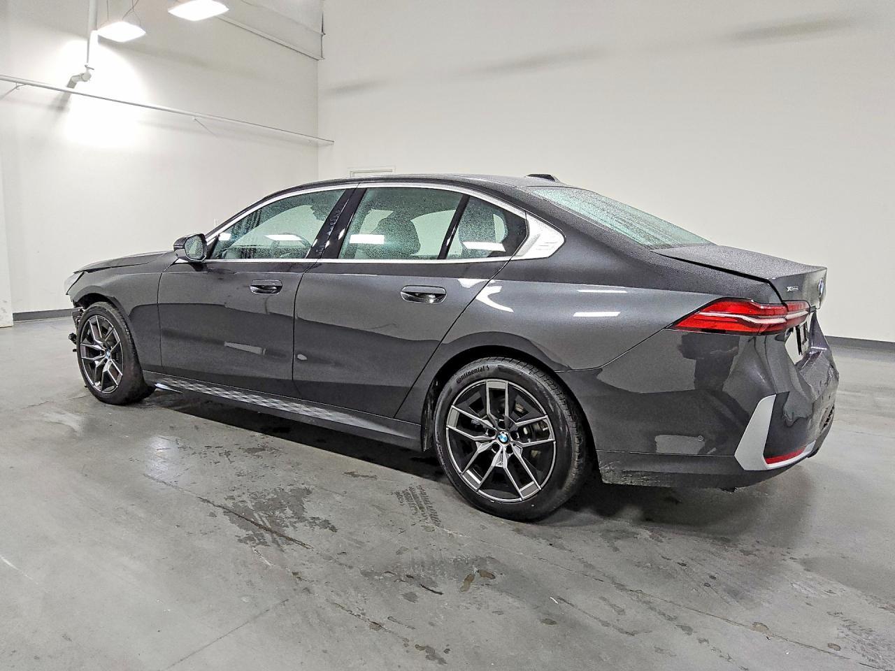 2027 BMW Seria 5 540i - zdjęcie 2