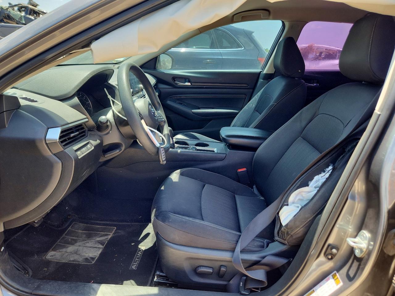 2019 Nissan Altima S - zdjęcie 7