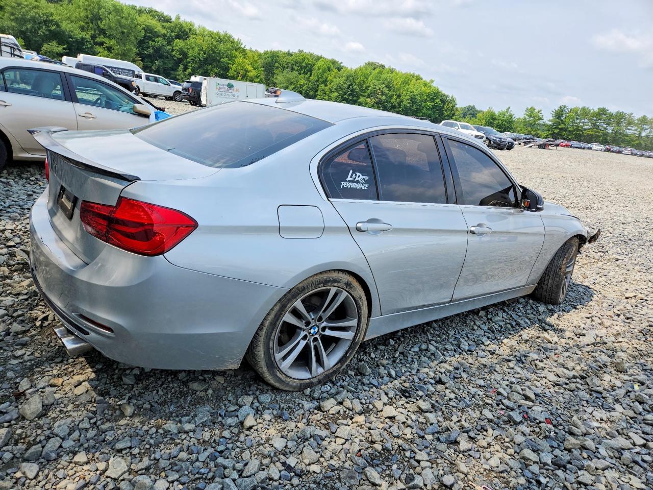 2018 BMW Seria 3 330i - zdjęcie 3