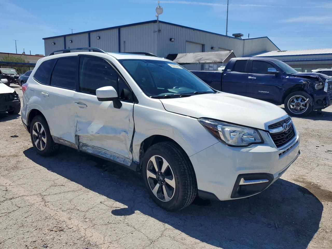 2017 Subaru Forester 2.5I Premium - zdjęcie 4