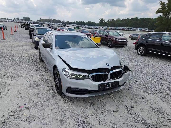 2018 BMW Seria 5 530i - zdjęcie 13