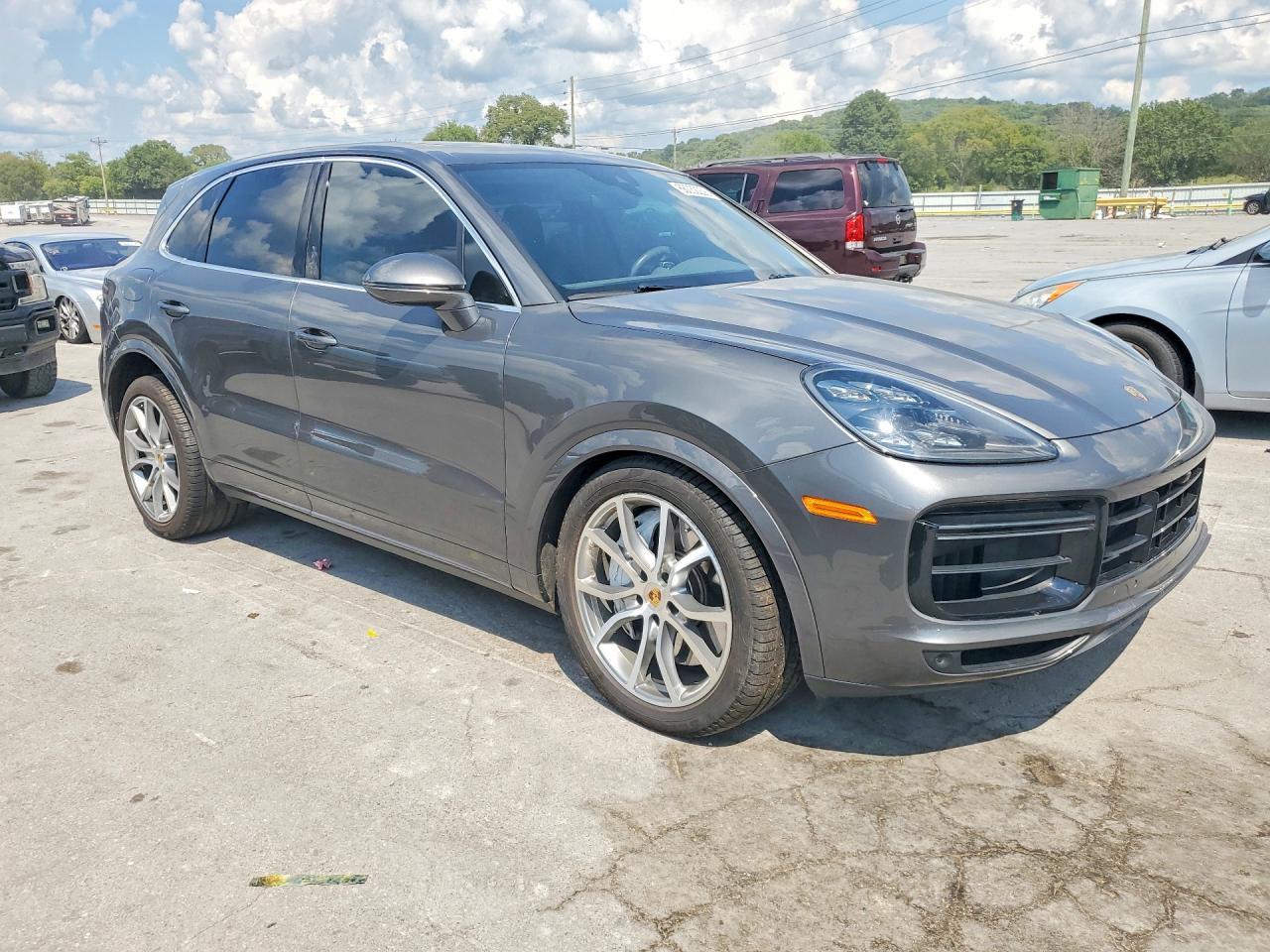 2019 Porsche Cayenne Turbo - zdjęcie 4