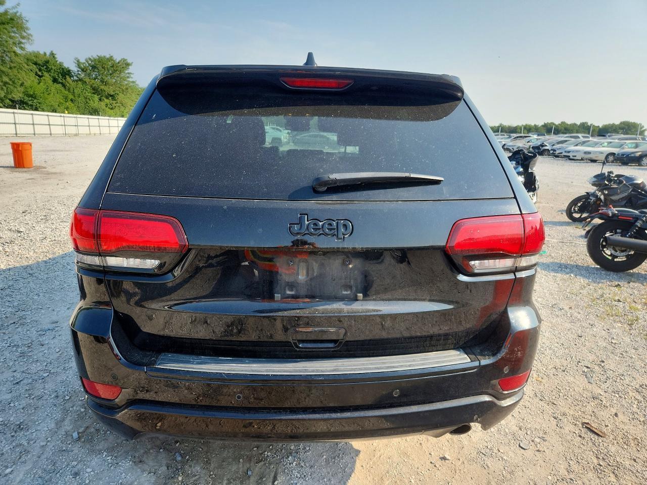 2017 Jeep Grand Cherokee Laredo - zdjęcie 6
