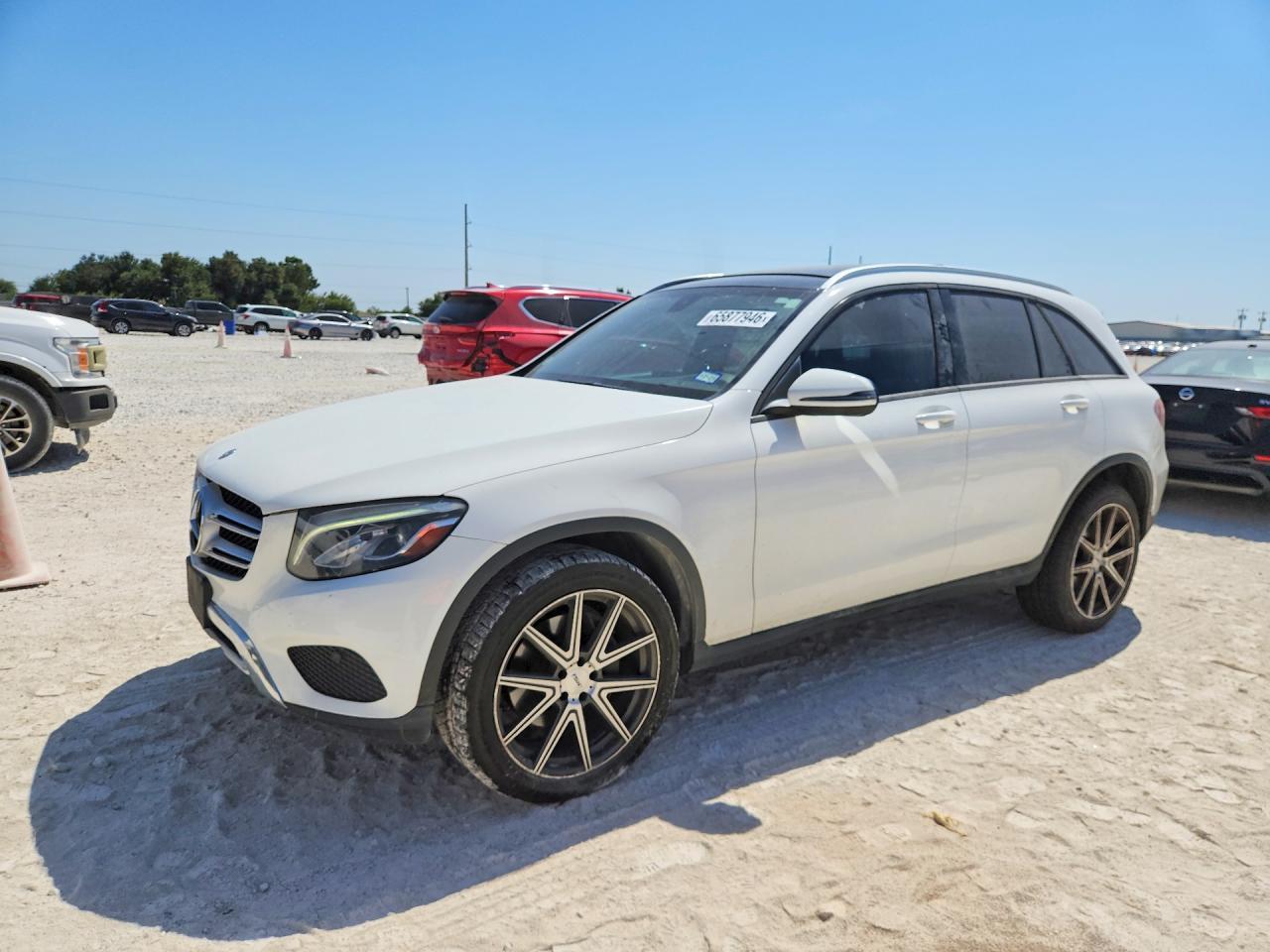 2019 Mercedes-Benz Glc 300 4Matic - zdjęcie główne