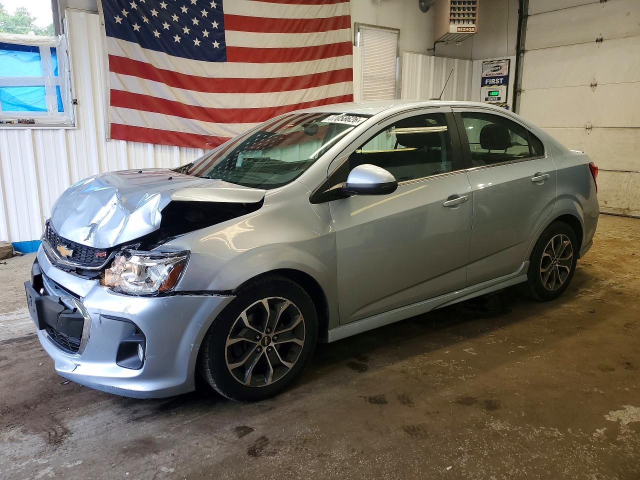 2017 Chevrolet Sonic Lt - zdjęcie główne