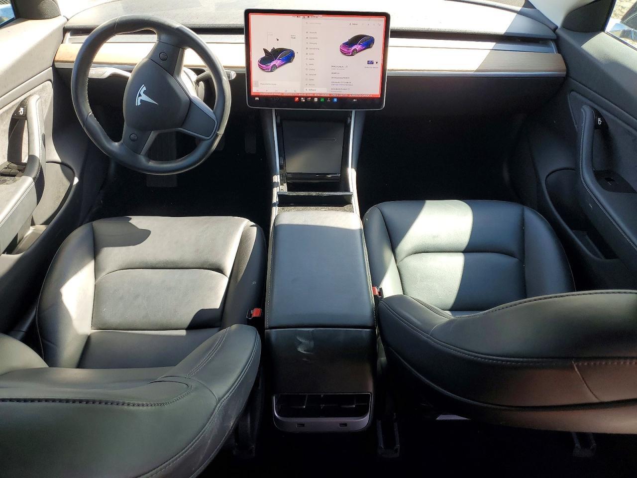 2018 Tesla Model 3 - zdjęcie 8