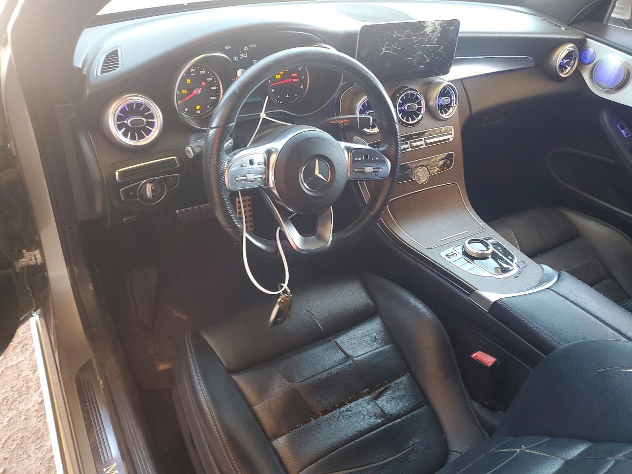 2019 Mercedes-Benz C 300 - zdjęcie 8