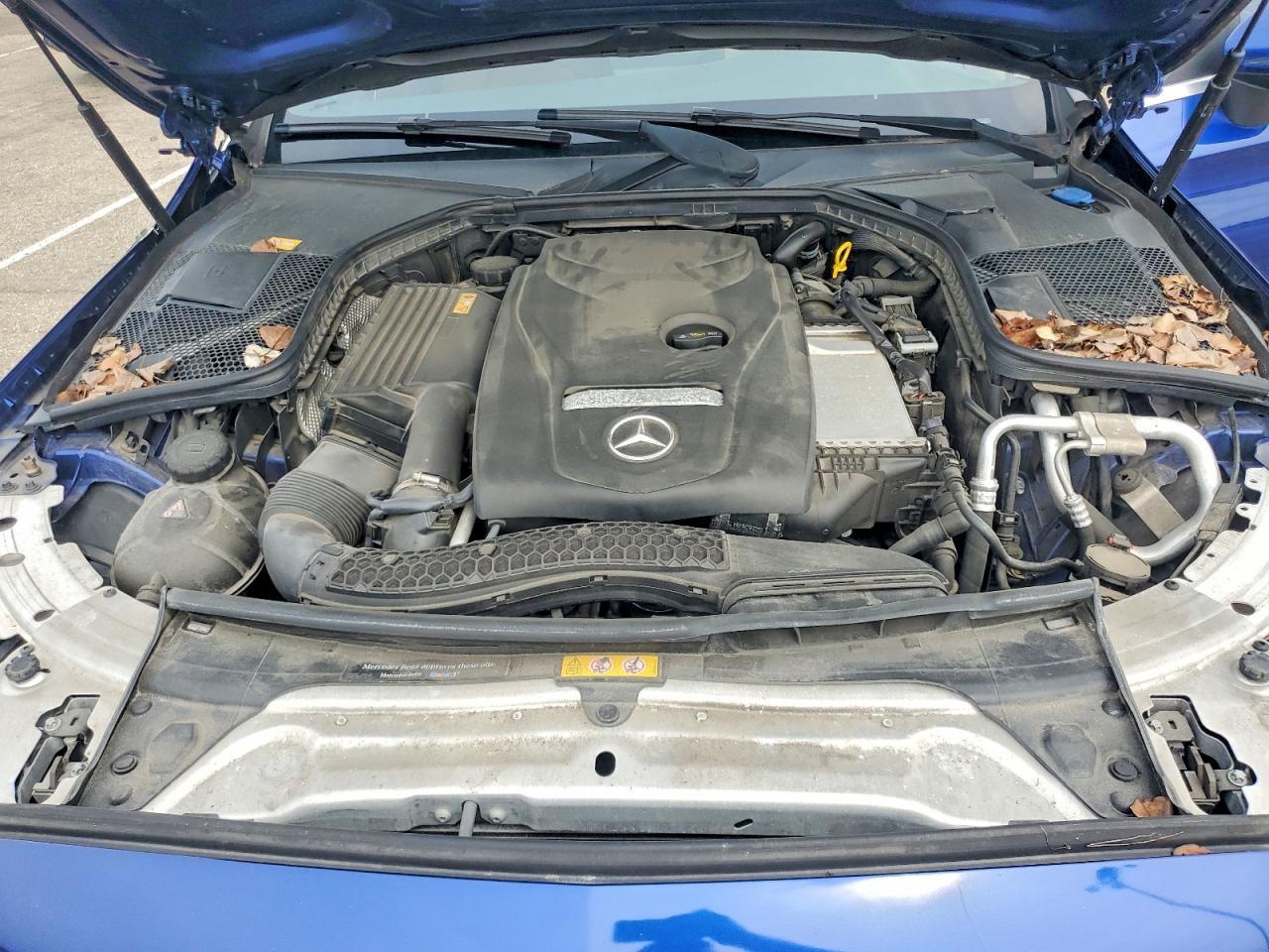 2017 Mercedes-Benz C 300 4Matic - zdjęcie 11