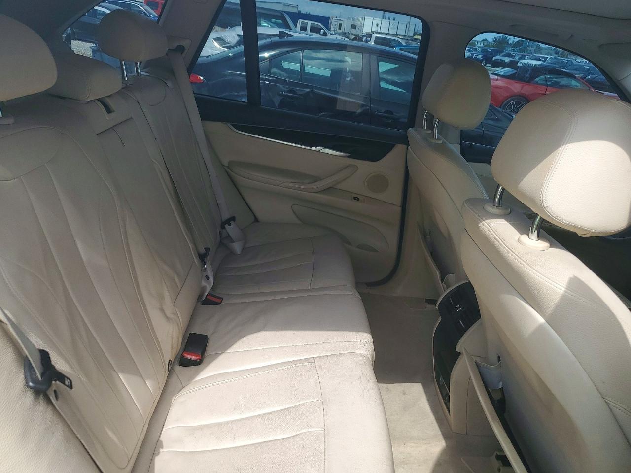 2015 BMW X5 xDrive35I - zdjęcie 11