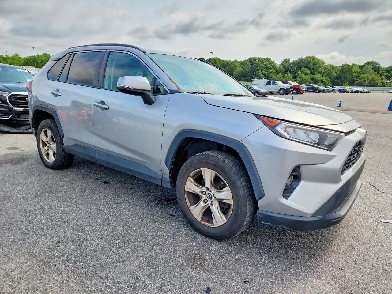 2021 Toyota Rav4 Xle - zdjęcie 4
