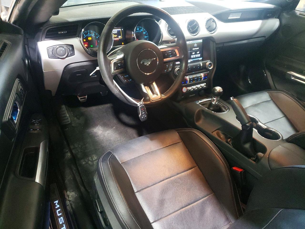 2015 Ford Mustang Gt - zdjęcie 8