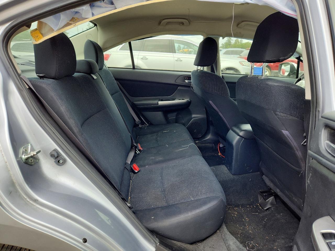 2015 Subaru Impreza Premium - zdjęcie 10