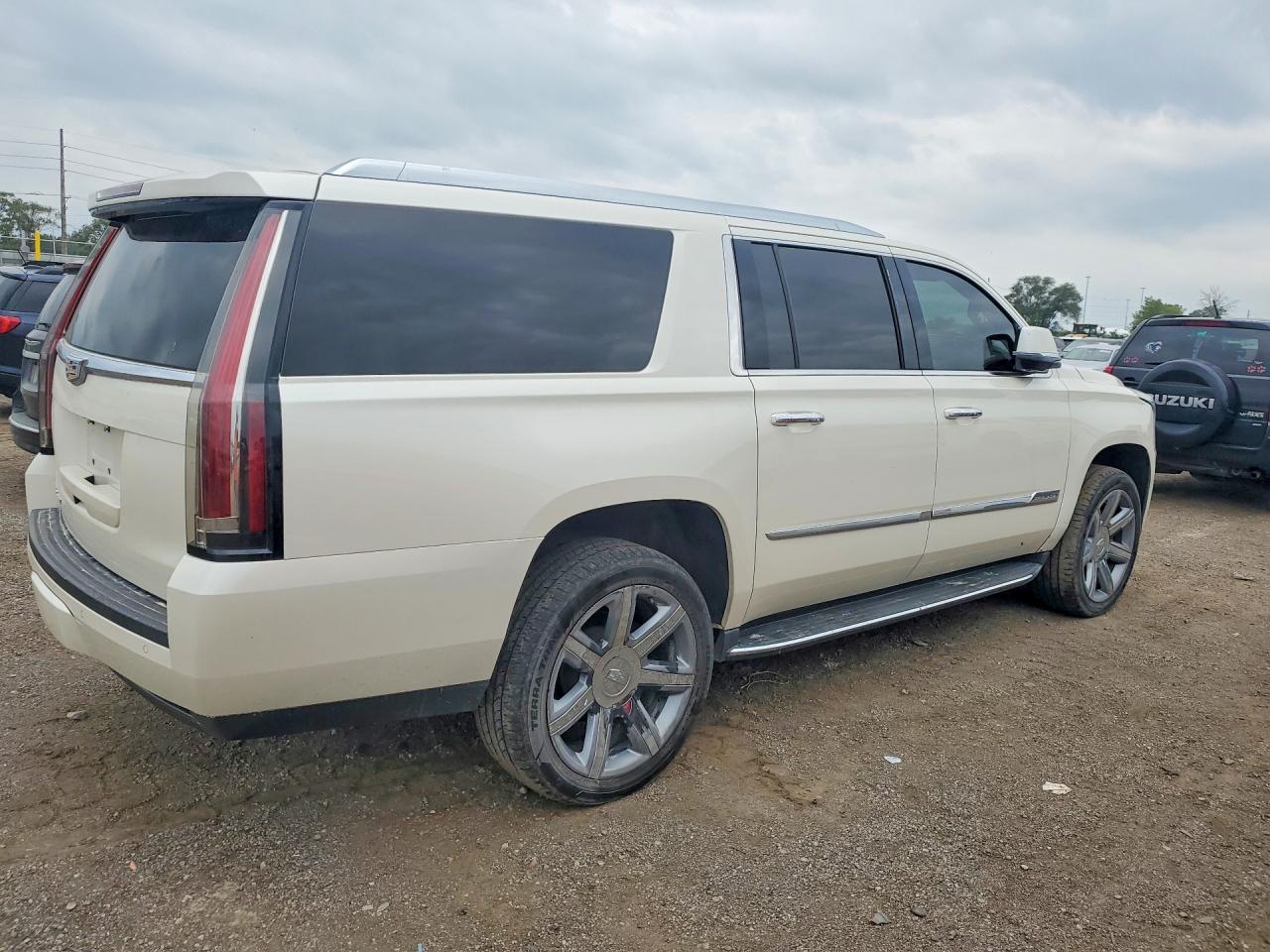 2015 Cadillac Escalade Esv Luxury - zdjęcie 3