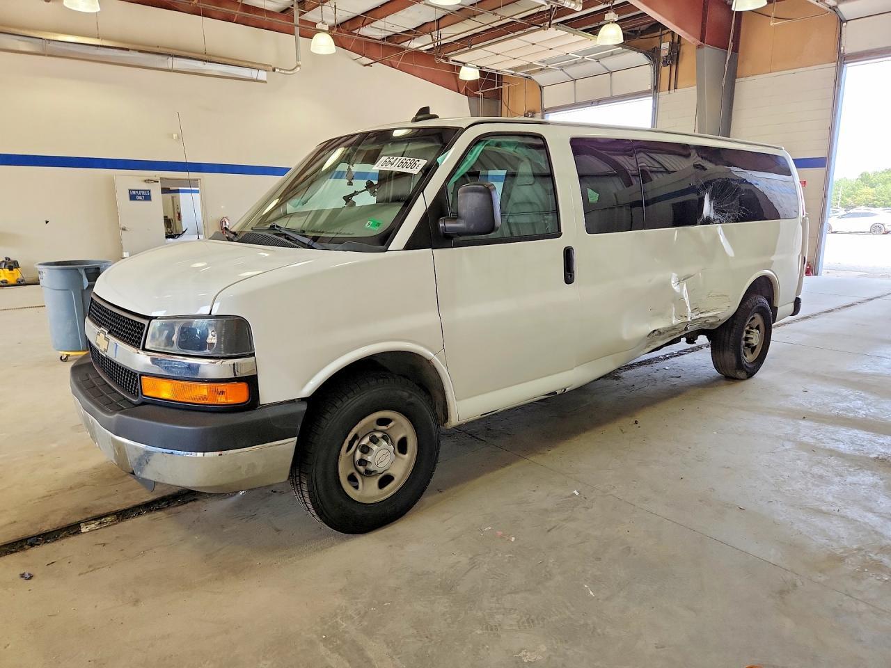 2016 Chevrolet Express G3500 Ls - zdjęcie główne