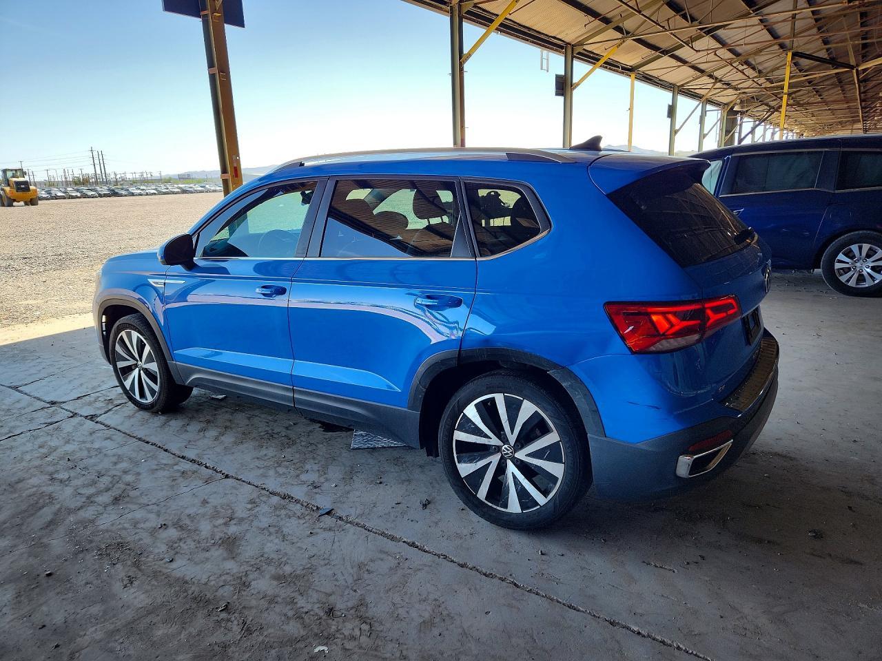 2022 Volkswagen Taos Se - zdjęcie 2