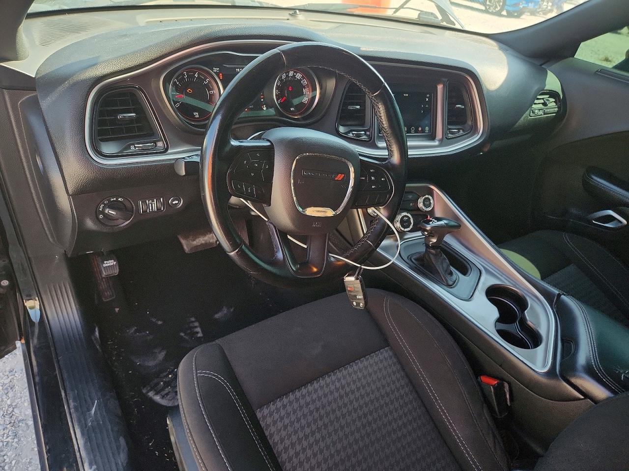 2021 Dodge Challenger Sxt - zdjęcie 8