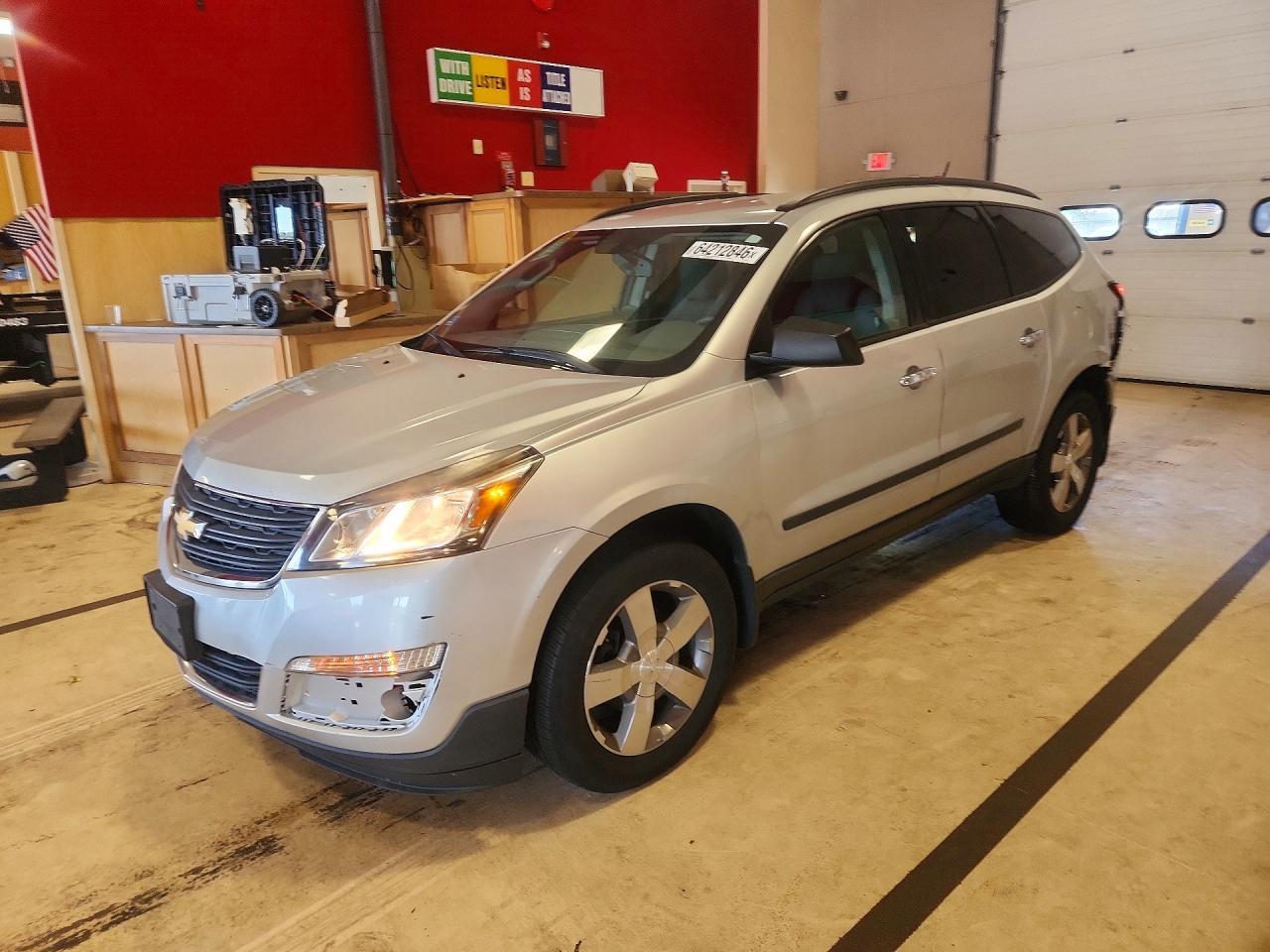 2017 Chevrolet Traverse Ls - zdjęcie główne
