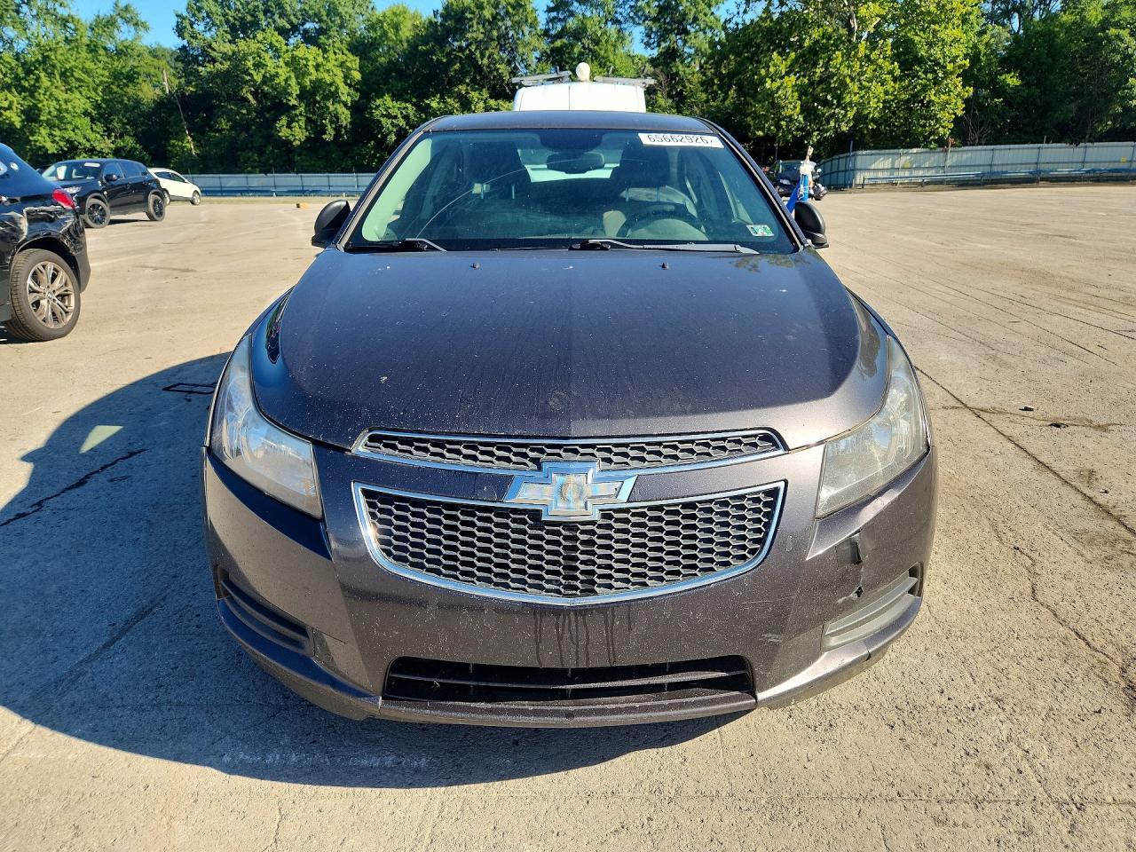 2014 Chevrolet Cruze Ls - zdjęcie 5