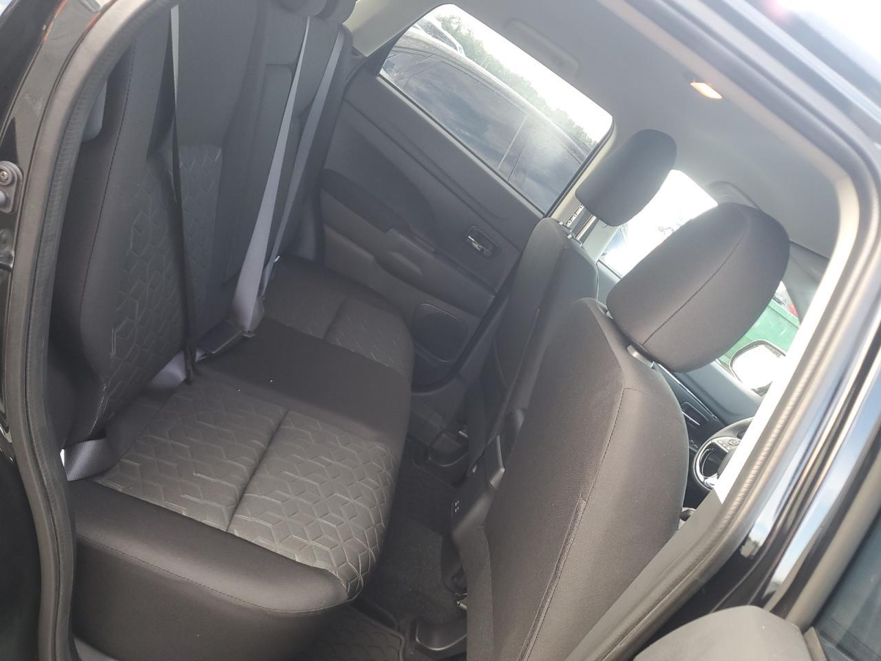 2026 Mitsubishi Outlander Sport S/Se - zdjęcie 11